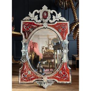 Miroir De Venise D’époque Napoléon III En Verre Rouge à Décor Floral - XIXe