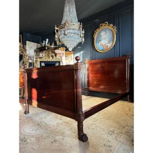 19th Century Mahogany Bed With Claw Feet 