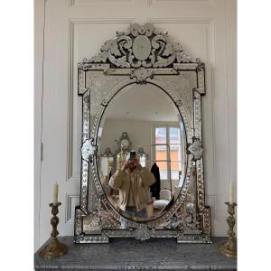 Late 19th Century Venetian Mirror In Engraved Glass In Louis XVI Style