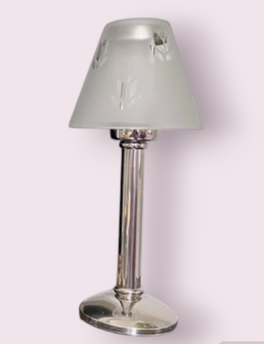 Pair Of Silver Metal Lamps With Their Molded Glass Lampshades -photo-2