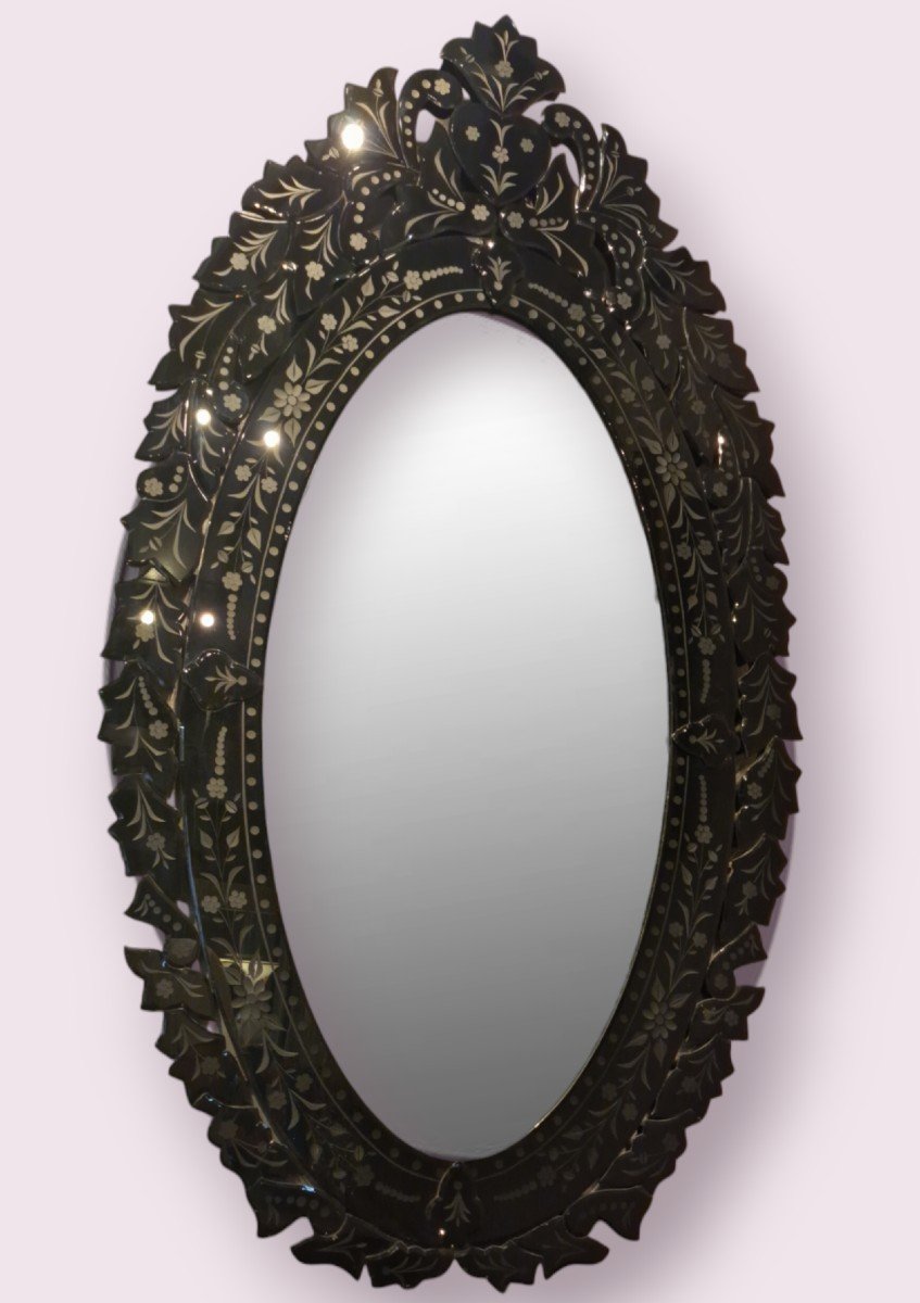 Exceptional Black Venetian Mirror In Very Good Condition 