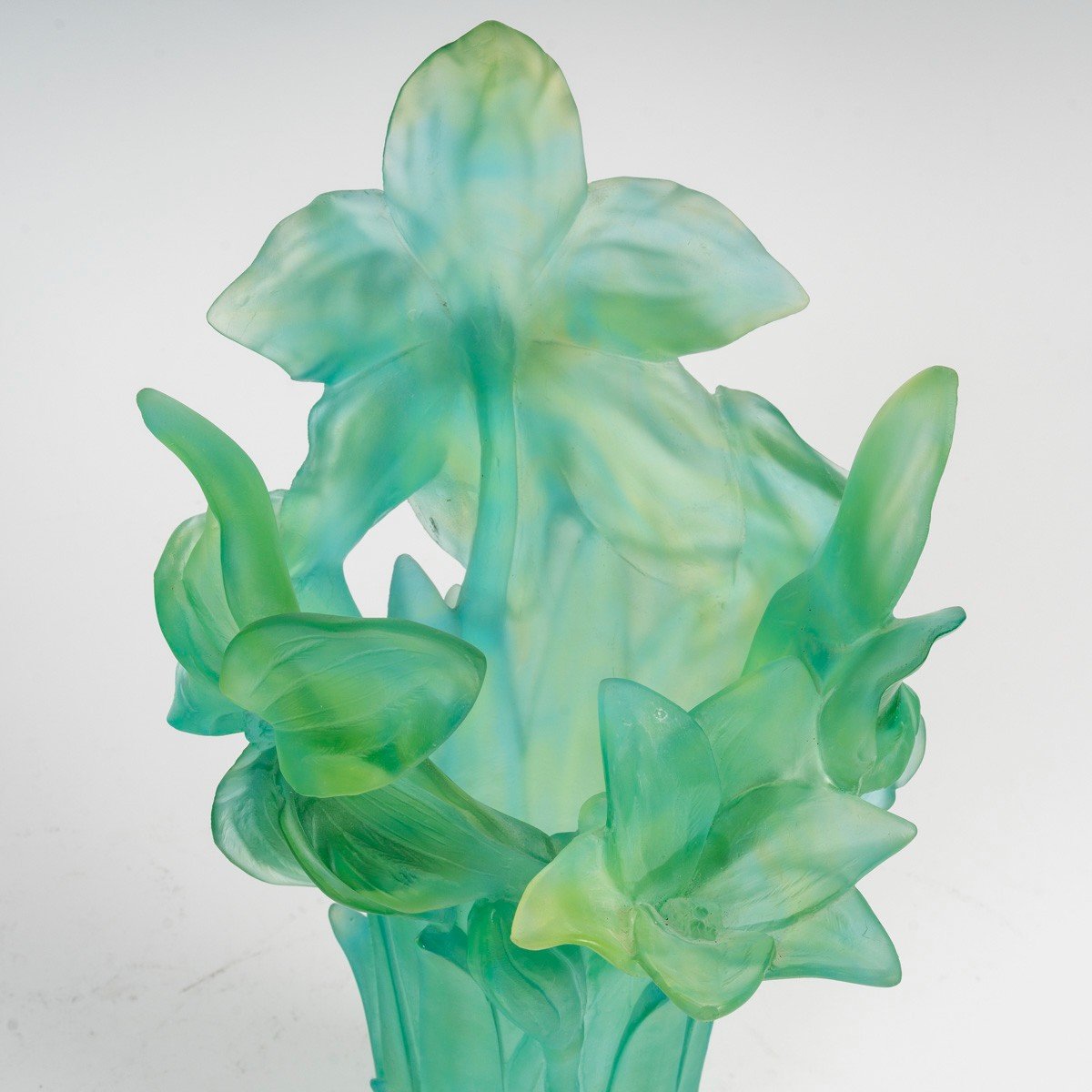 Large Daum Vase In Green Glass Paste, Amaryllis Collection, Signed And In Perfect Condition -photo-4