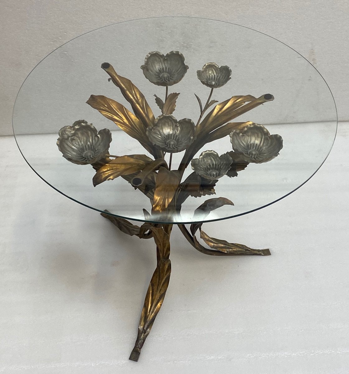 1970′ Tripod Pedestal Table With Anemones In Golden And Silver Iron By Hans Kogl