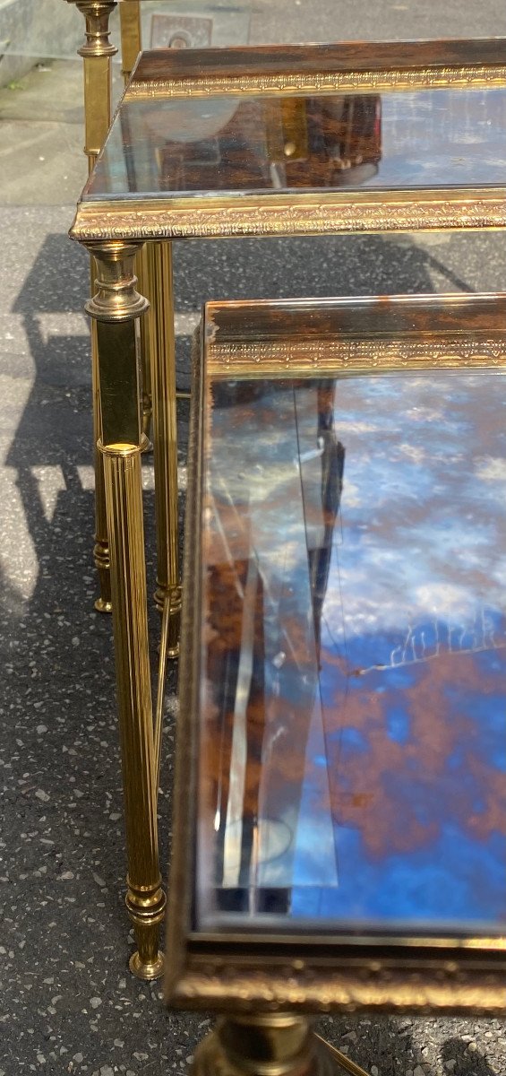 1970′ Set Of 3 Maison Baguès Nesting Tables In Gilded Bronze, 3 Old Oxidized Mirror Tops-photo-1