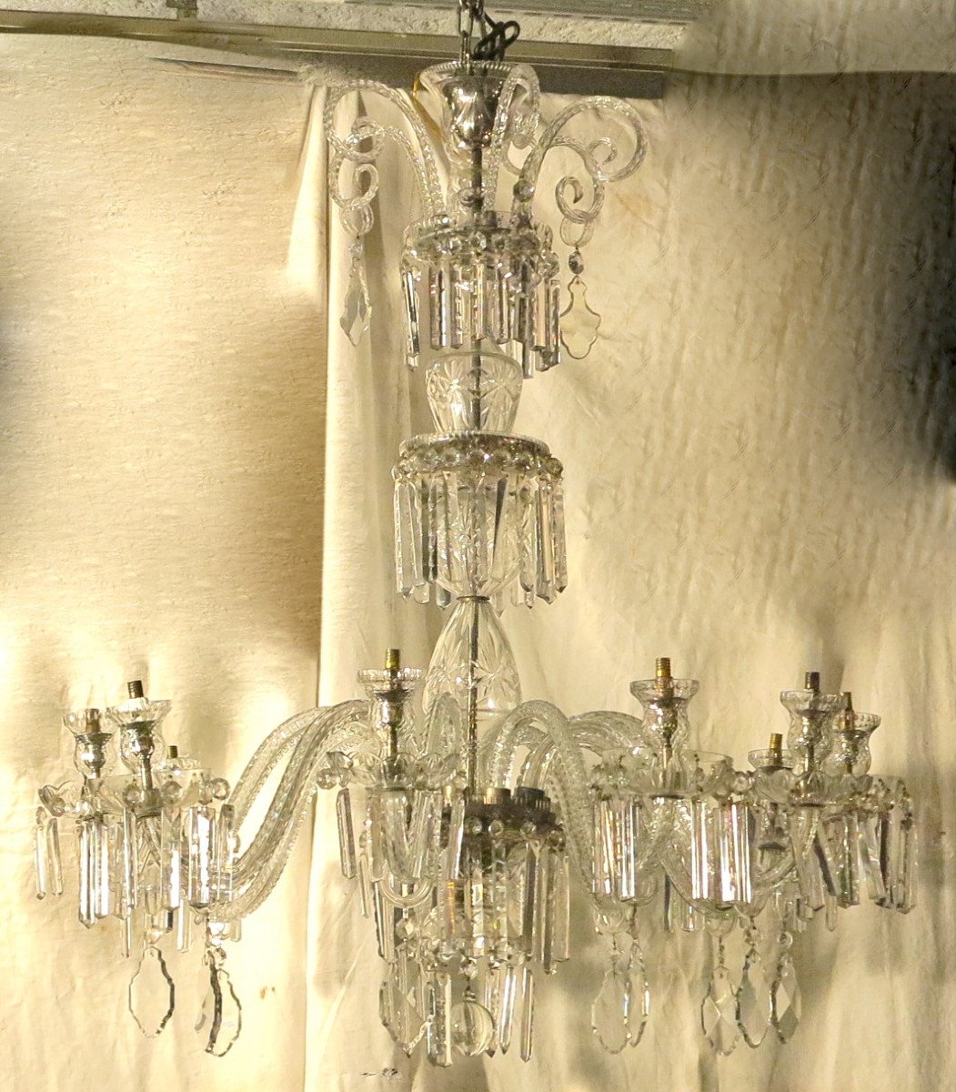 Lustre à pampilles - Bronze doré - XIXème – Antiquaire Christophe Lachaux  rue de Sèvres à Paris, Christophe Lachaux Antiquaire, rue de Sèvres à  Paris, magasin d'antiquités spécialisé en meubles anciens, objets