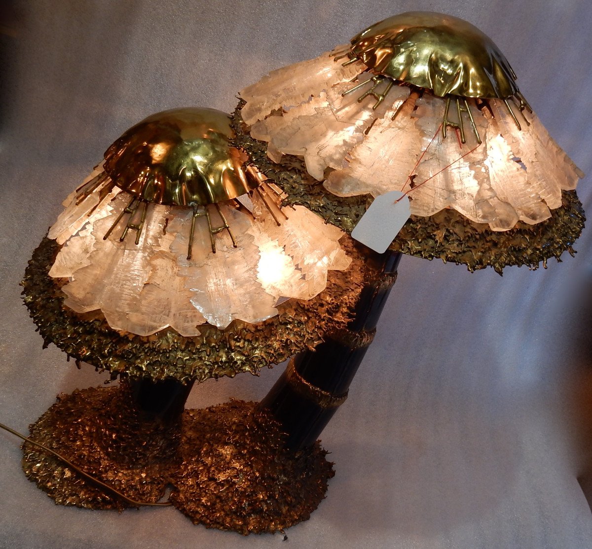 1970′lampe Aux 2 Champignons Éclairante En Laiton Avec Gypse Imitant Le Cristal De Roche -photo-1