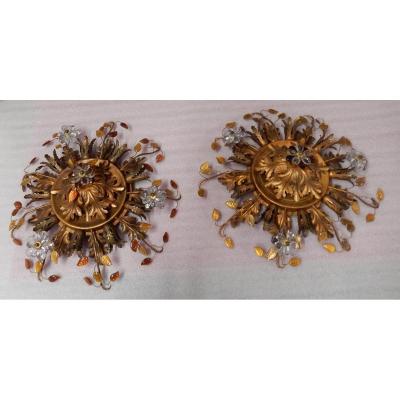 1970 ′ Pair Of Wall Lights Decorated With Flowers And Leaves In Gilded Metal And Glass Maison Baguès Or B