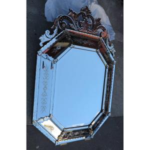 Venice Octagonal Mirror Fronton With Engraved Flowers 149x99 Cm