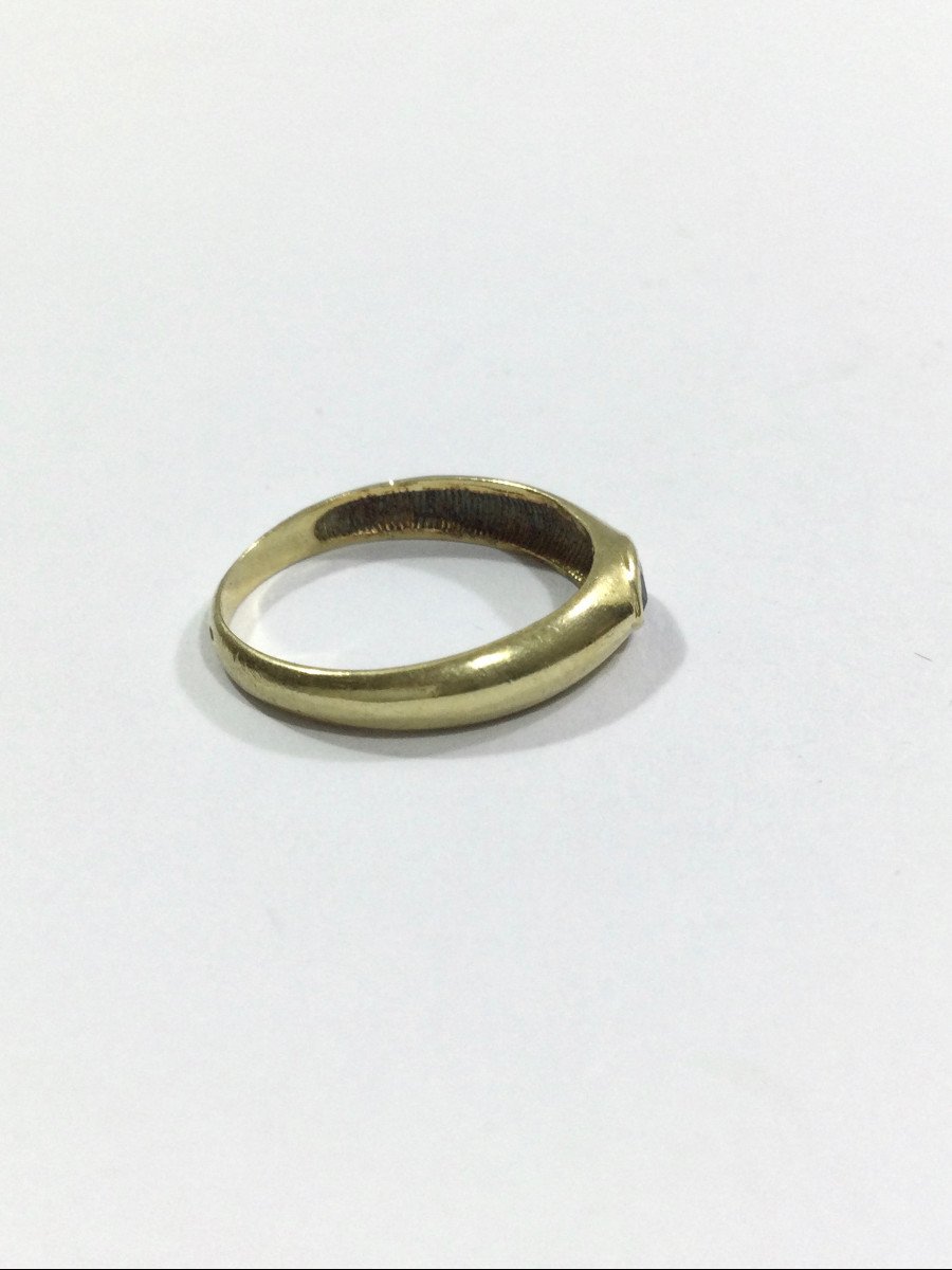 Gold And Sapphire Ring-photo-1