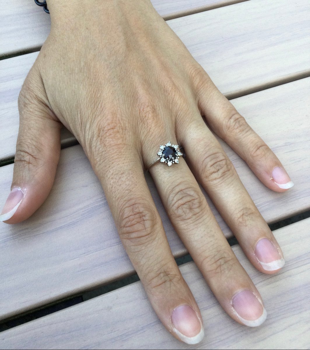 White Gold Garnet And Diamond Ring-photo-7