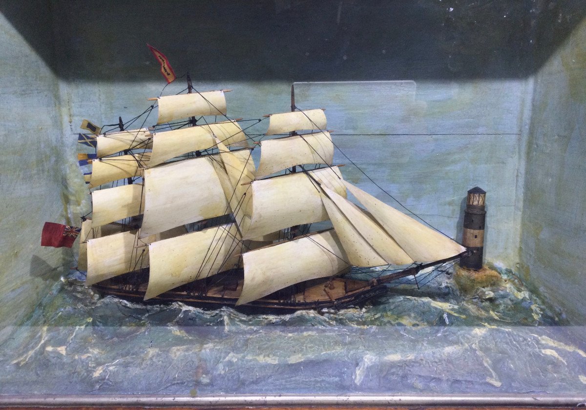 Diorama With Three Mast Ship Model -photo-2