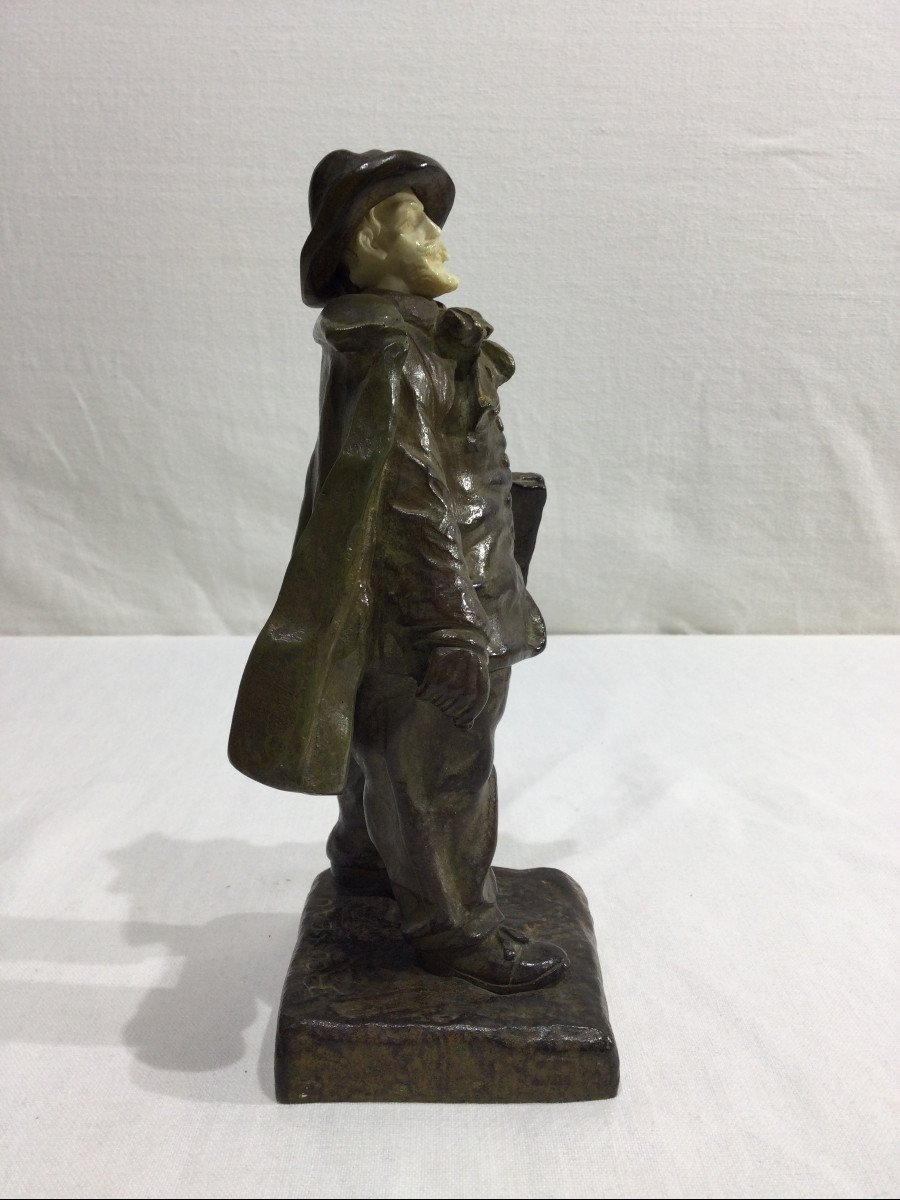 Victor Rousseau – Bronze And Ivory Sculpture “old Man In The Cape”-photo-2
