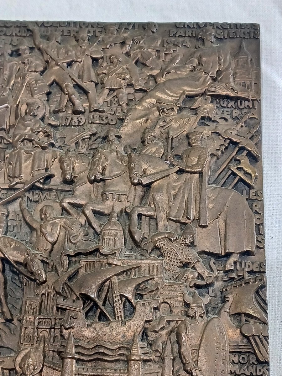 Raymond Delamarre – Bronze Plaque “notre Dame Revolutions”-photo-3