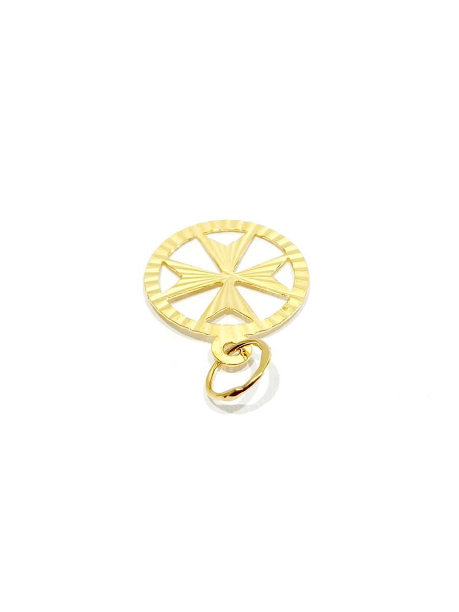 Yellow Gold Maltese Cross Pendant -photo-3