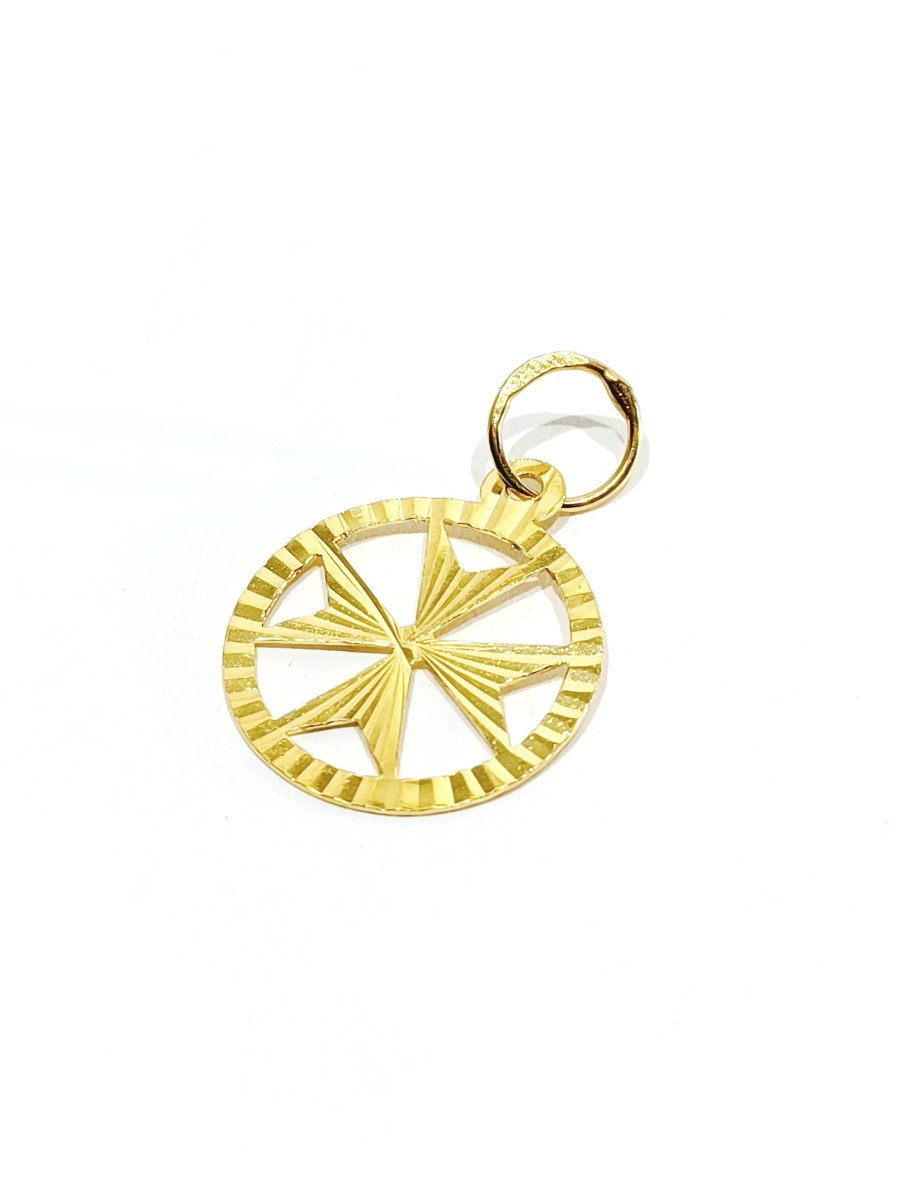 Yellow Gold Maltese Cross Pendant -photo-2