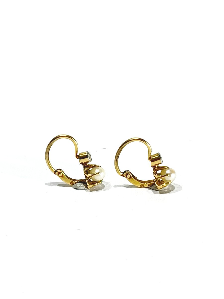 Pair Of Gold And Pearl Earrings  -photo-4