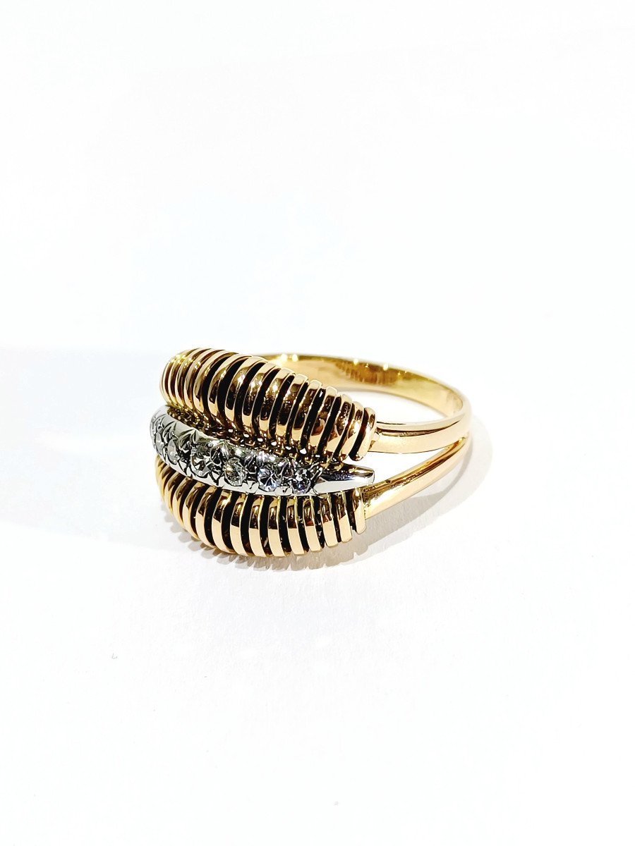 Gold And Diamond Spiral Ring -photo-2