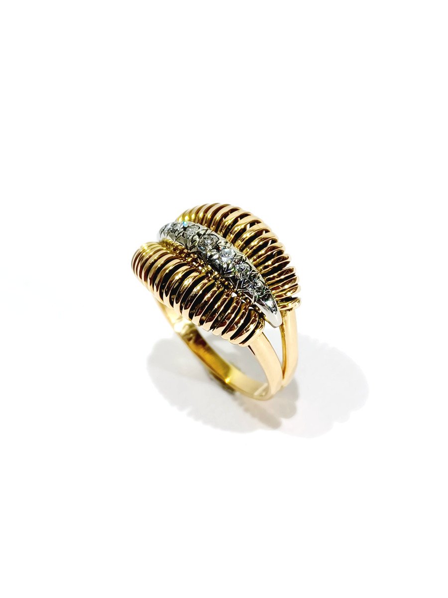 Gold And Diamond Spiral Ring -photo-4