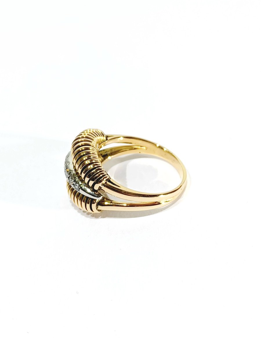 Gold And Diamond Spiral Ring -photo-2