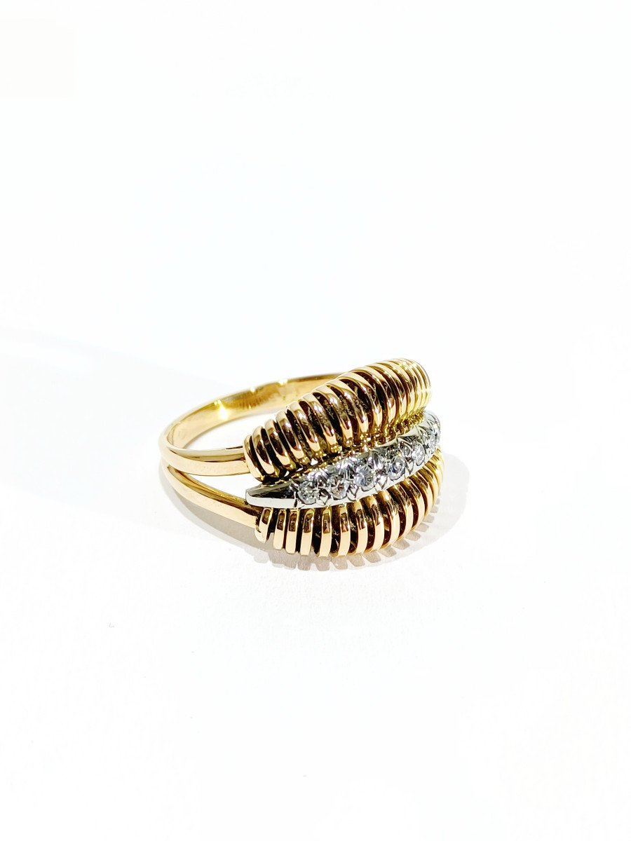 Gold And Diamond Spiral Ring -photo-5