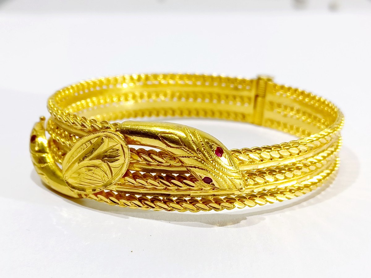 Snake Bracelet In Gold And Ruby-photo-3