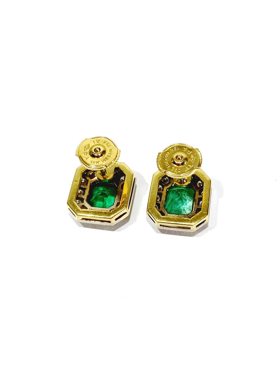 Pair Of Diamond And Emerald Earrings-photo-3