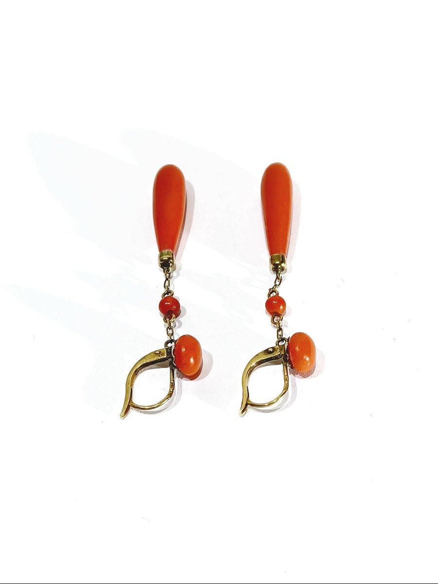 Paire De Boucles d'Oreilles En Or Et En Corail	-photo-1