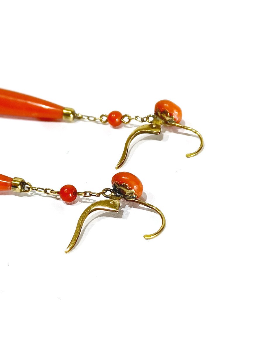 Paire De Boucles d'Oreilles En Or Et En Corail	-photo-6