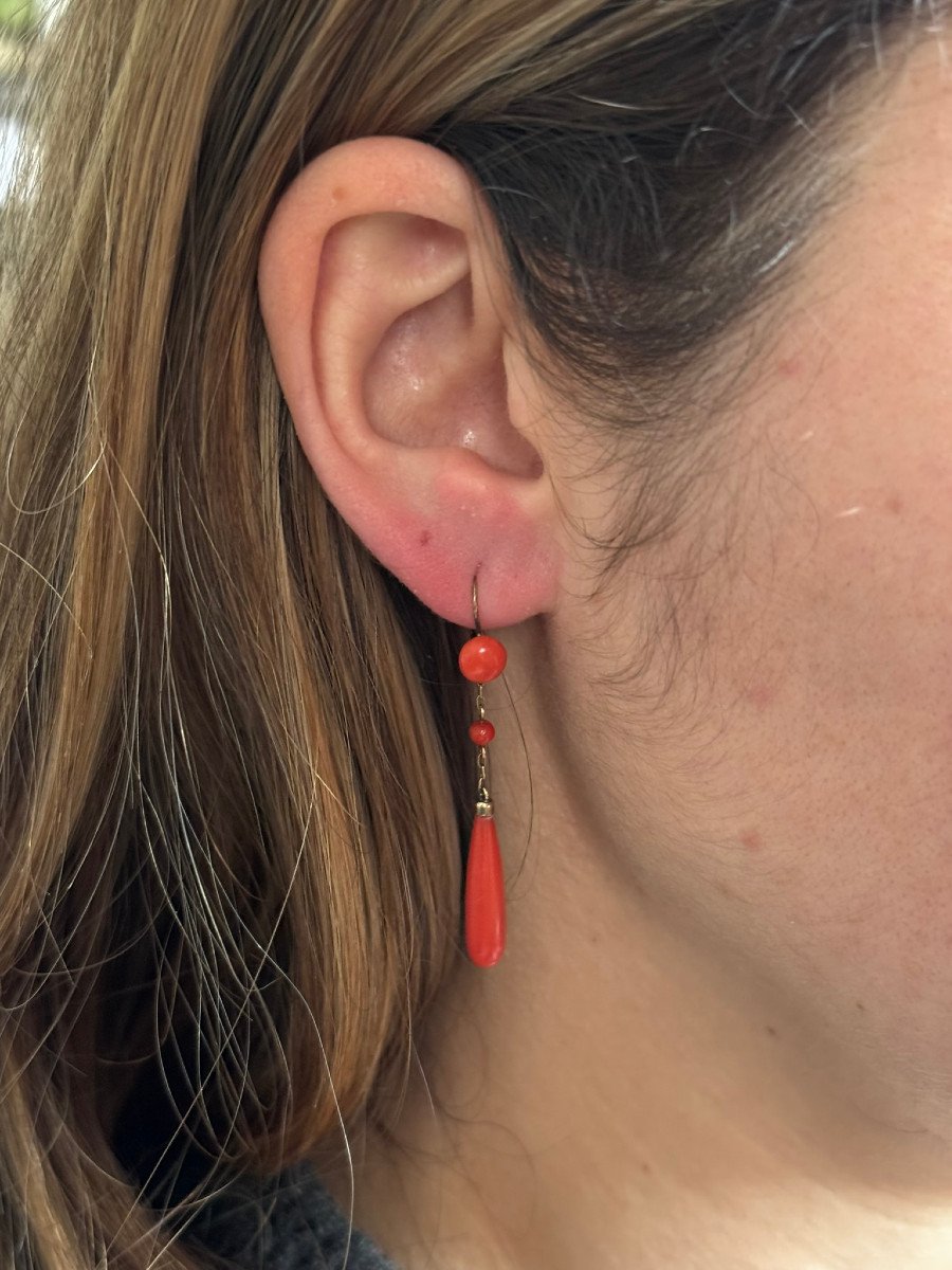 Paire De Boucles d'Oreilles En Or Et En Corail	-photo-7