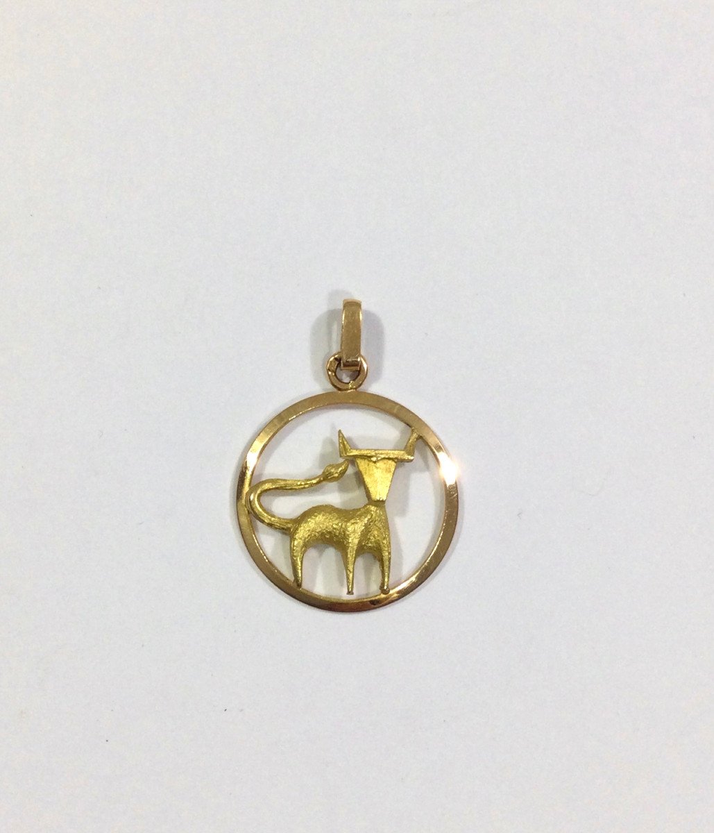 Bull Medal In Rose And Yellow Gold