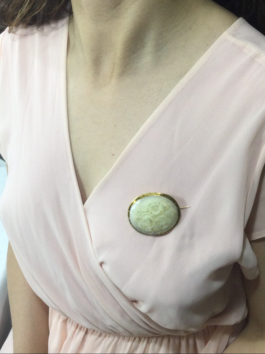 Gold And Mother Of Pearl Brooch-photo-7