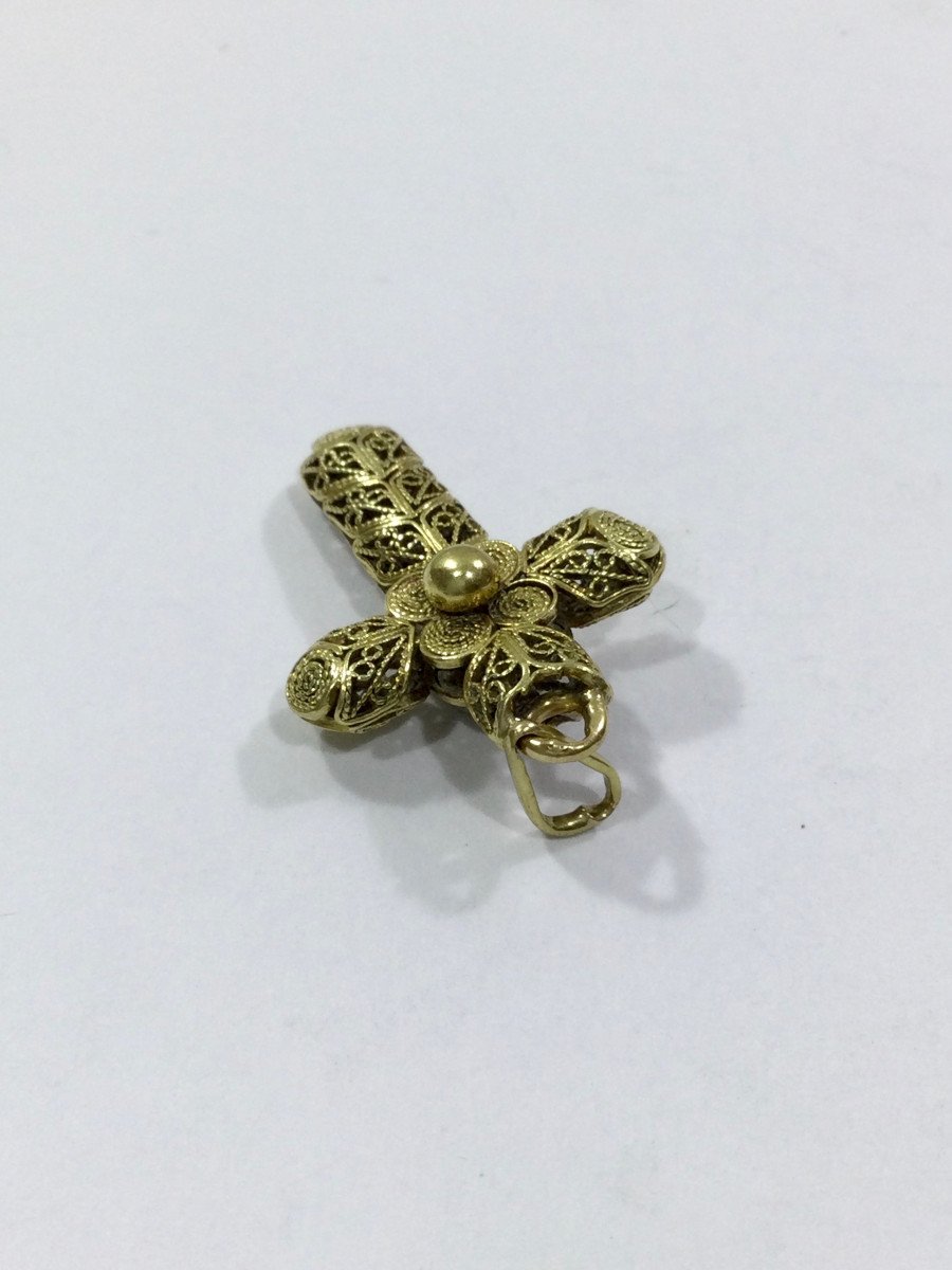 Filigree Cross In Yellow Gold-photo-4