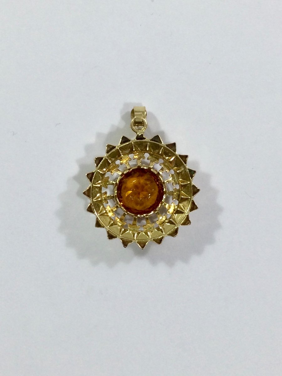 Gold And Sapphire Pendant-photo-3