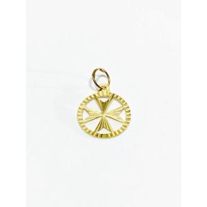 Yellow Gold Maltese Cross Pendant 