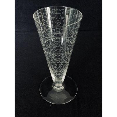 Vase En Cristal De Baccarat Modèle Lido 
