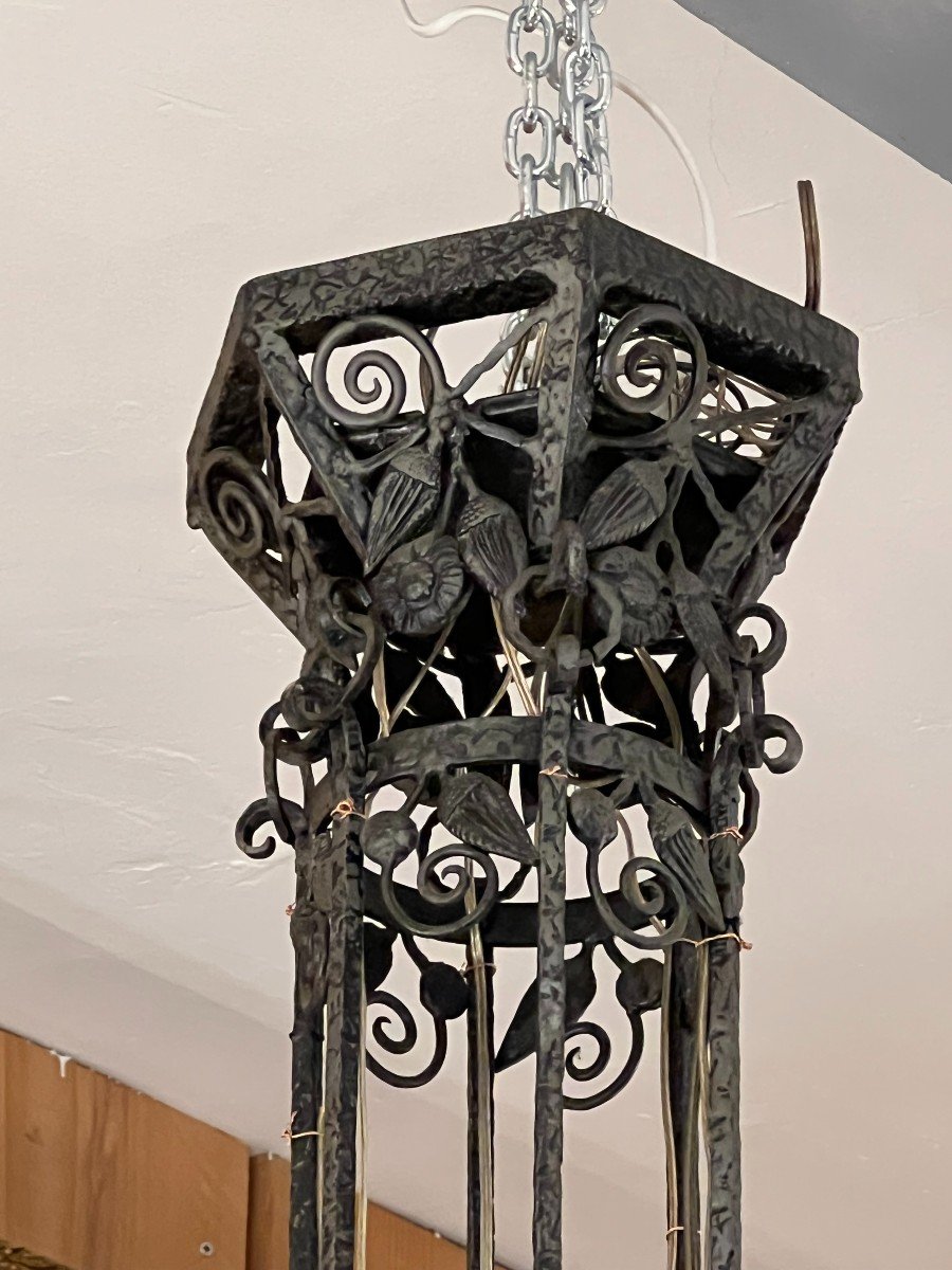 Schneider, Large Art Deco Chandelier, Wrought And Hammered Iron Frame, 1925, With 6 Tulips-photo-3