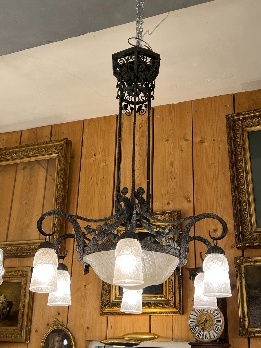 Schneider, Large Art Deco Chandelier, Wrought And Hammered Iron Frame, 1925, With 6 Tulips-photo-8