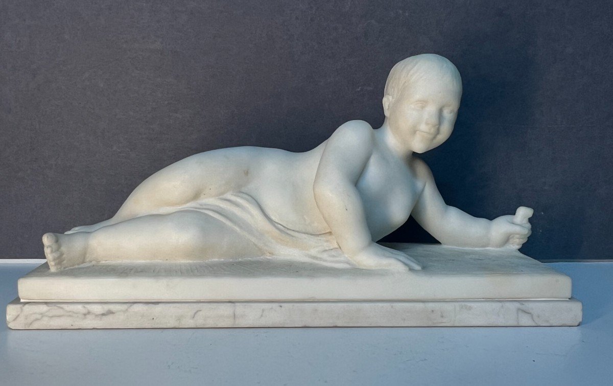 Belle Et Rare Sculpture En Marbre De Alexandre Notari, Enfant Couché