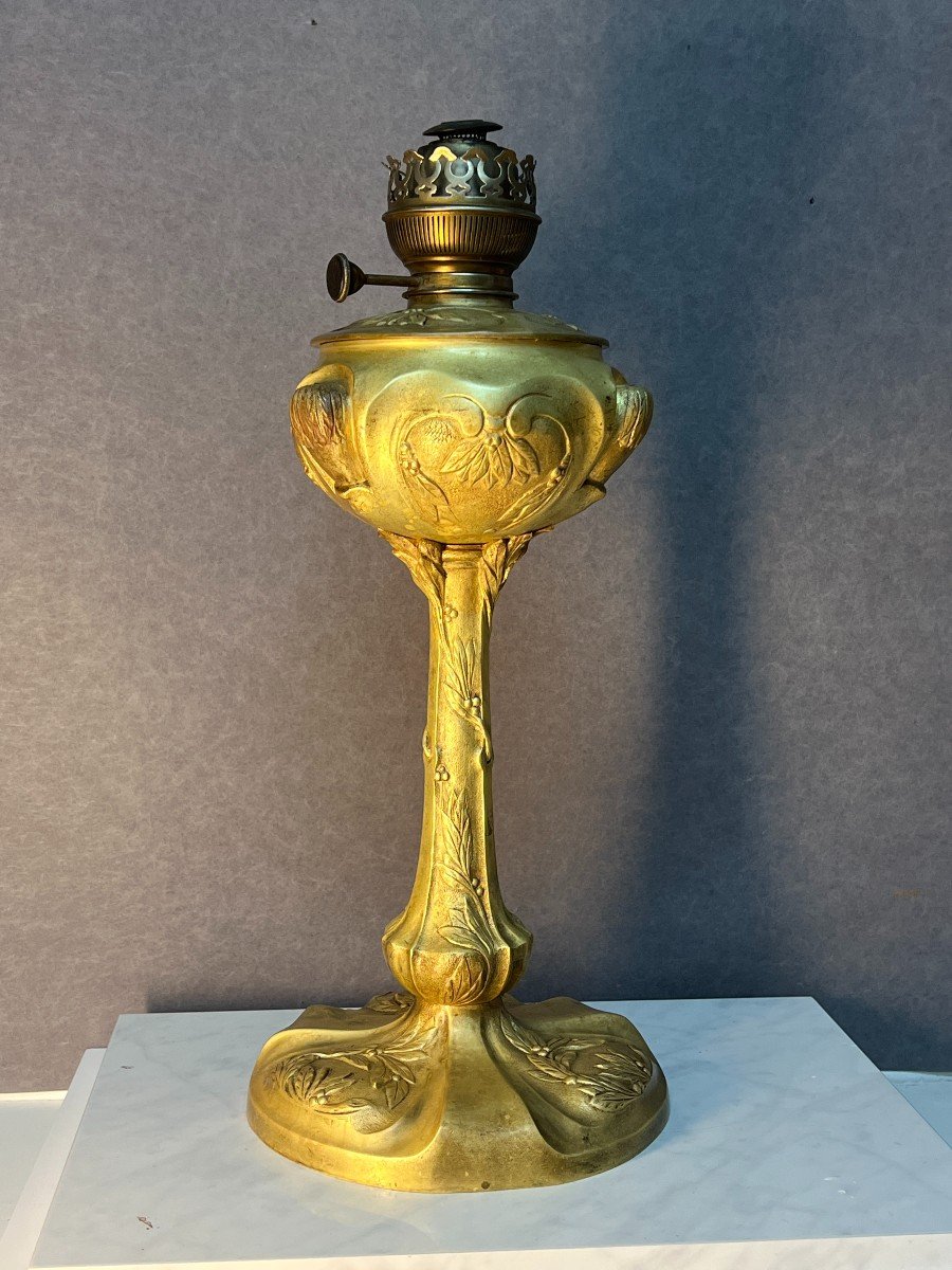 Belle Et Grande Lampe à Pétrole En Bronze Doré Et Sculpté, Attribué à Georges Leleu