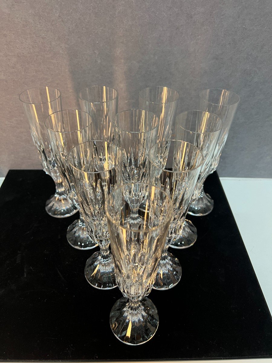 Série De 10 Flûtes à Champagne En Cristal De Baccarat, Modèle Assas, Hauteur 21.6 Cm-photo-2