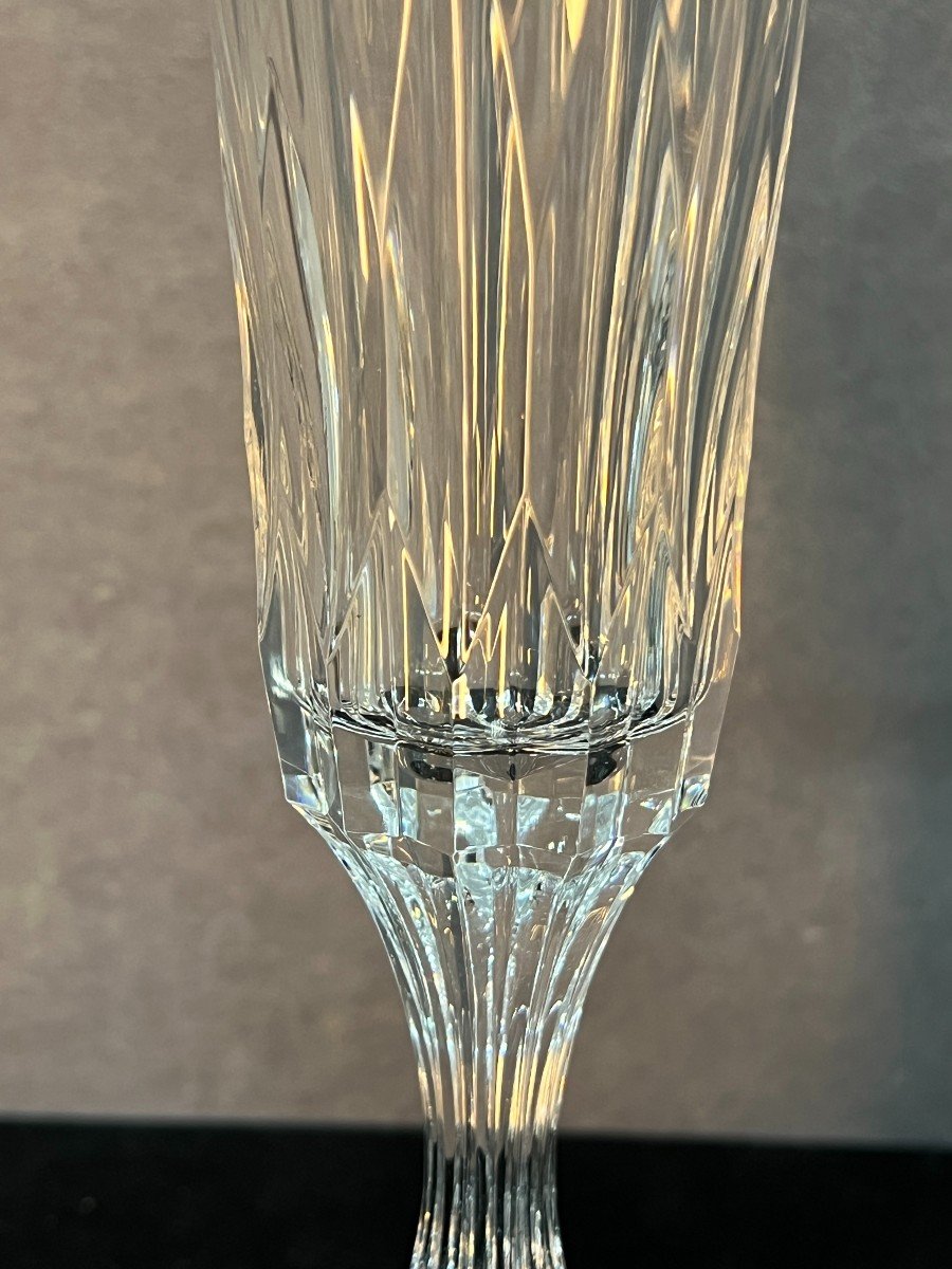 Série De 10 Flûtes à Champagne En Cristal De Baccarat, Modèle Assas, Hauteur 21.6 Cm-photo-3