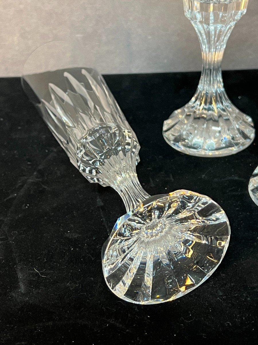 Série De 10 Flûtes à Champagne En Cristal De Baccarat, Modèle Assas, Hauteur 21.6 Cm-photo-6