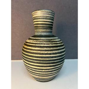 Vase Forme Simple Et élégante, Avec Un Col étroit Et Un Corps Arrondie En Céramique De Accolay