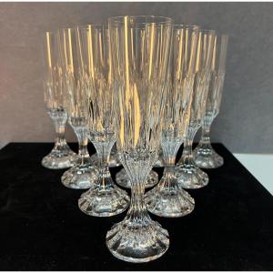 Série De 10 Flûtes à Champagne En Cristal De Baccarat, Modèle Assas, Hauteur 21.6 Cm