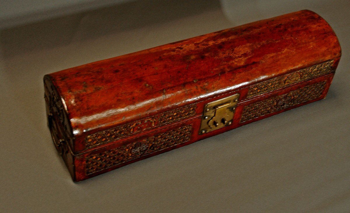 Antique Chinese Scroll Painting / Document Box