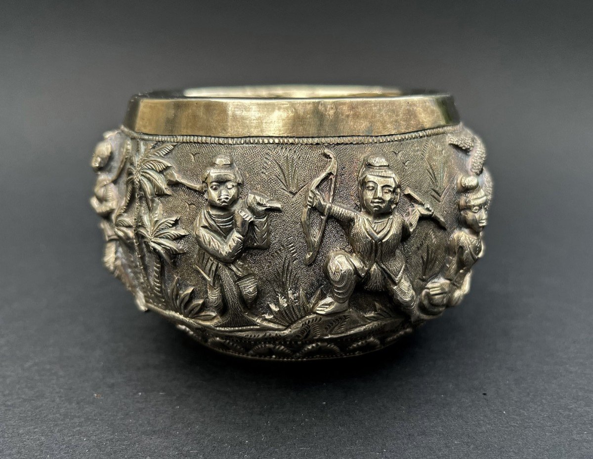 Antique Burmese  Silver Bowl Scenes From The Ramayana - Yama Zatdaw-photo-1