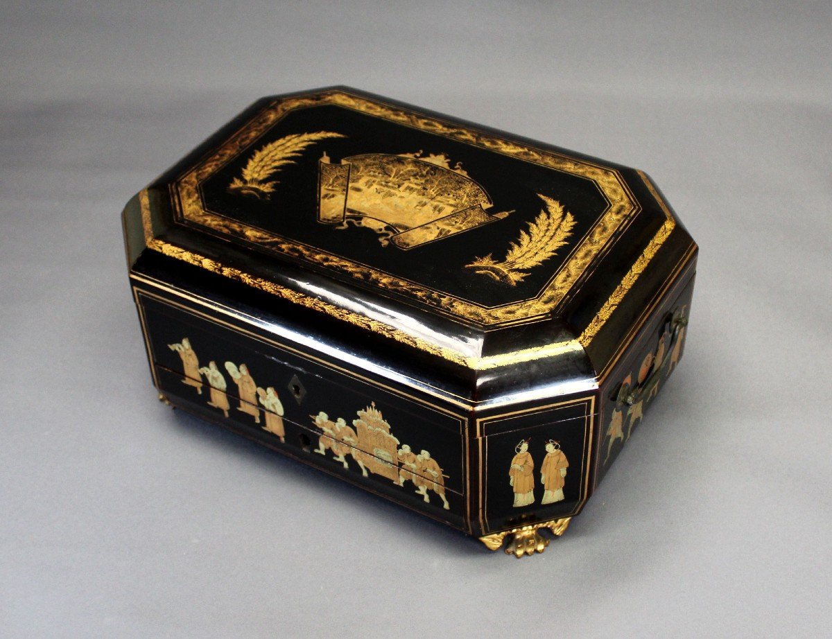 Antique Chinese Export Lacquer Sewing Box-photo-2
