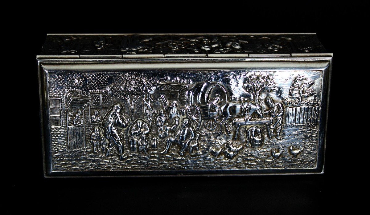 An Antique Dutch Solid Silver Cigar Box Decorated With Farm Workers Drinking-photo-2