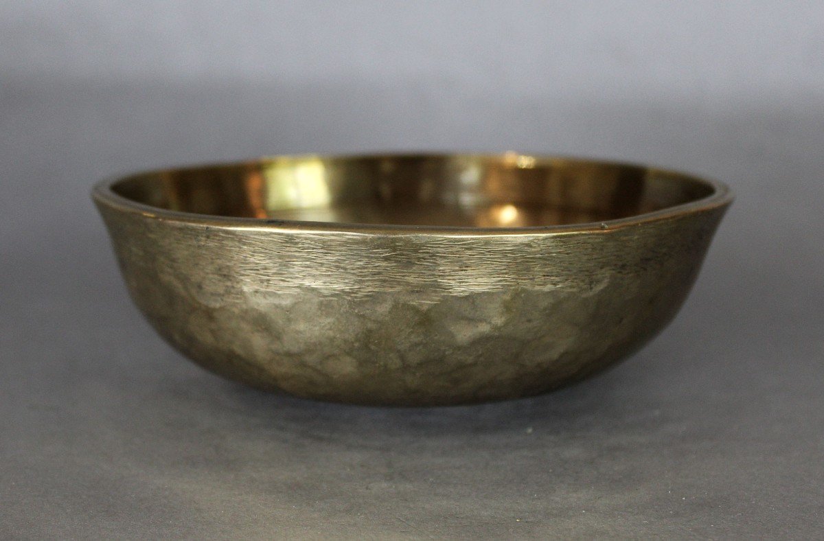 Nice Small Antique Tibetan Singing Bowl-photo-2