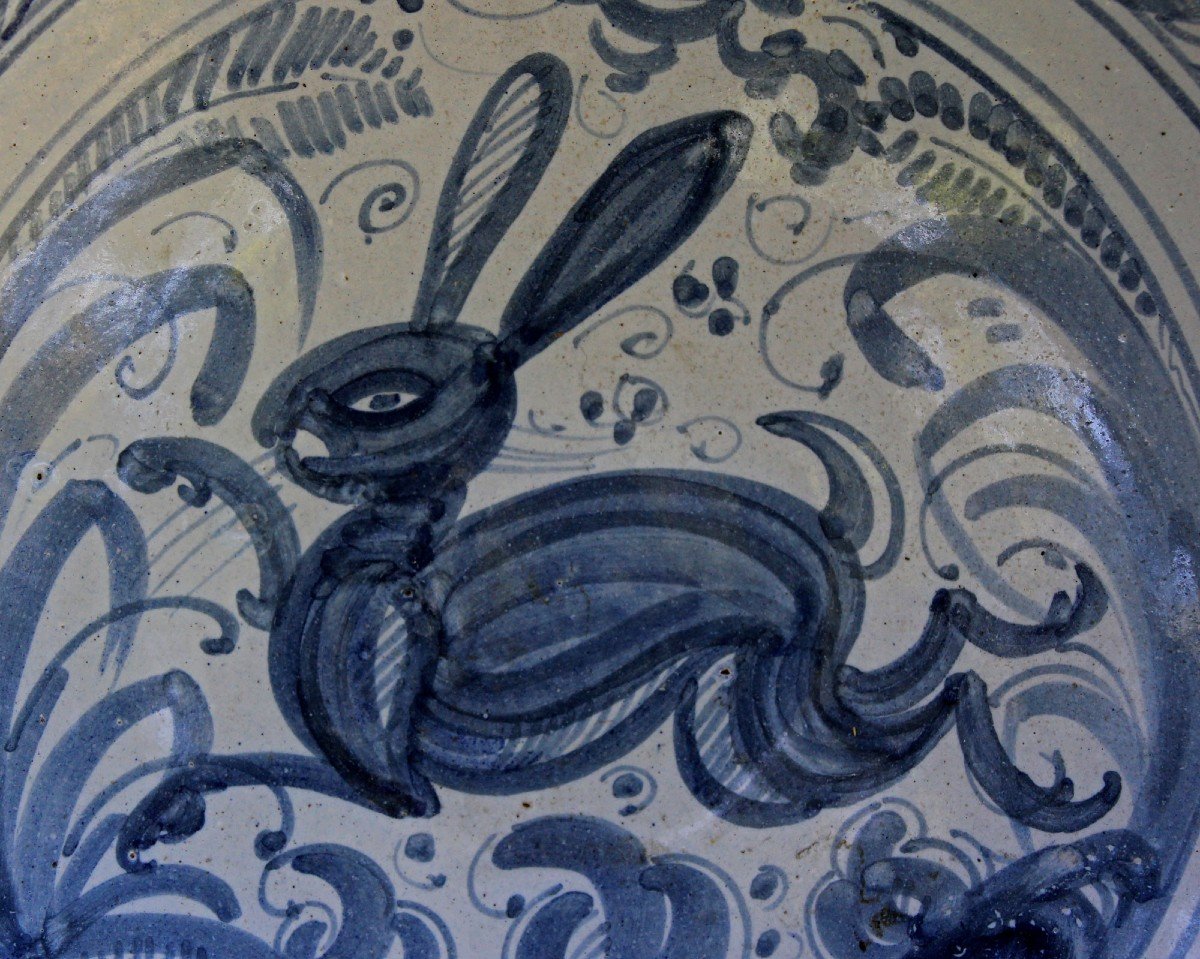 Antique Spanish Talavera Blue And White Ceramic Plate Rabbit Or Hare Early 18th Century-photo-2